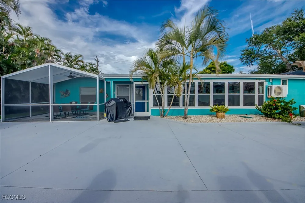 Date Street St James City, FL 33956