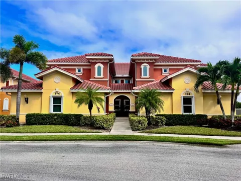 Shadroe Cove Circle #1004