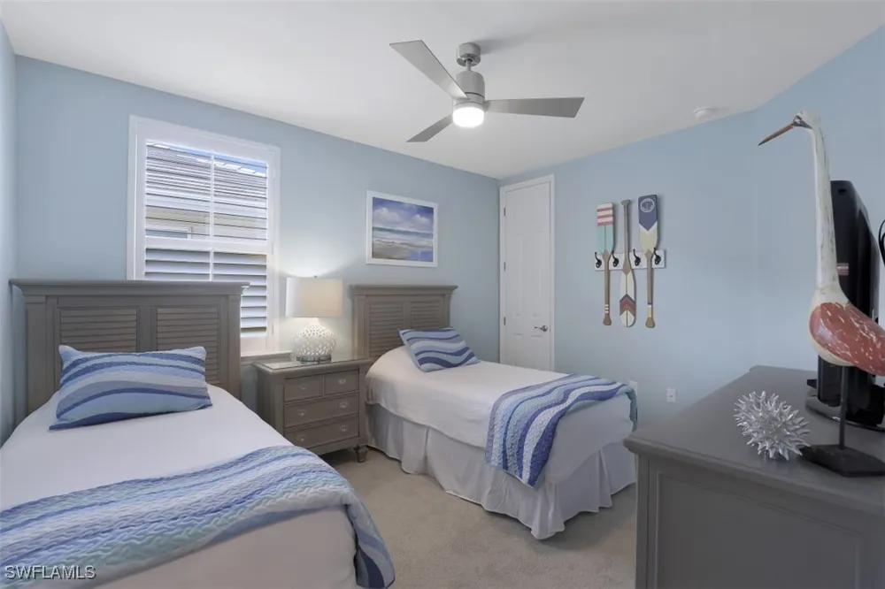 Edgewater Circle Naples, FL 34114