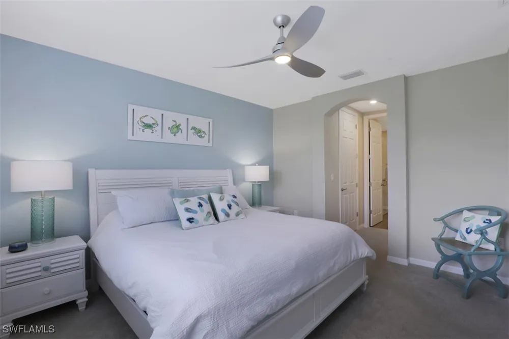 Edgewater Circle Naples, FL 34114