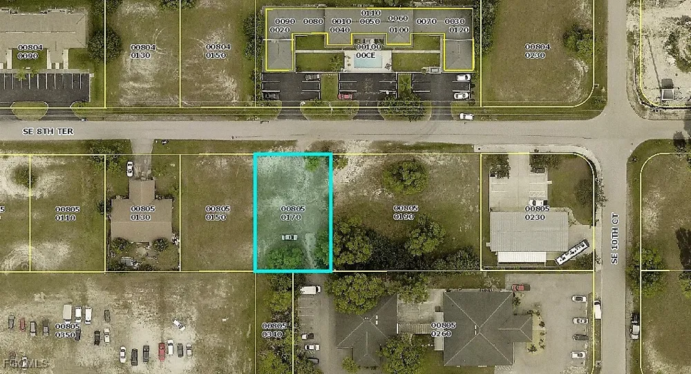 SE 8th Terrace Cape Coral, FL 33990