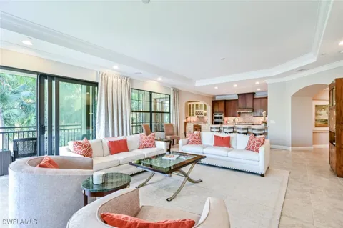Tiburon Boulevard E #3-101