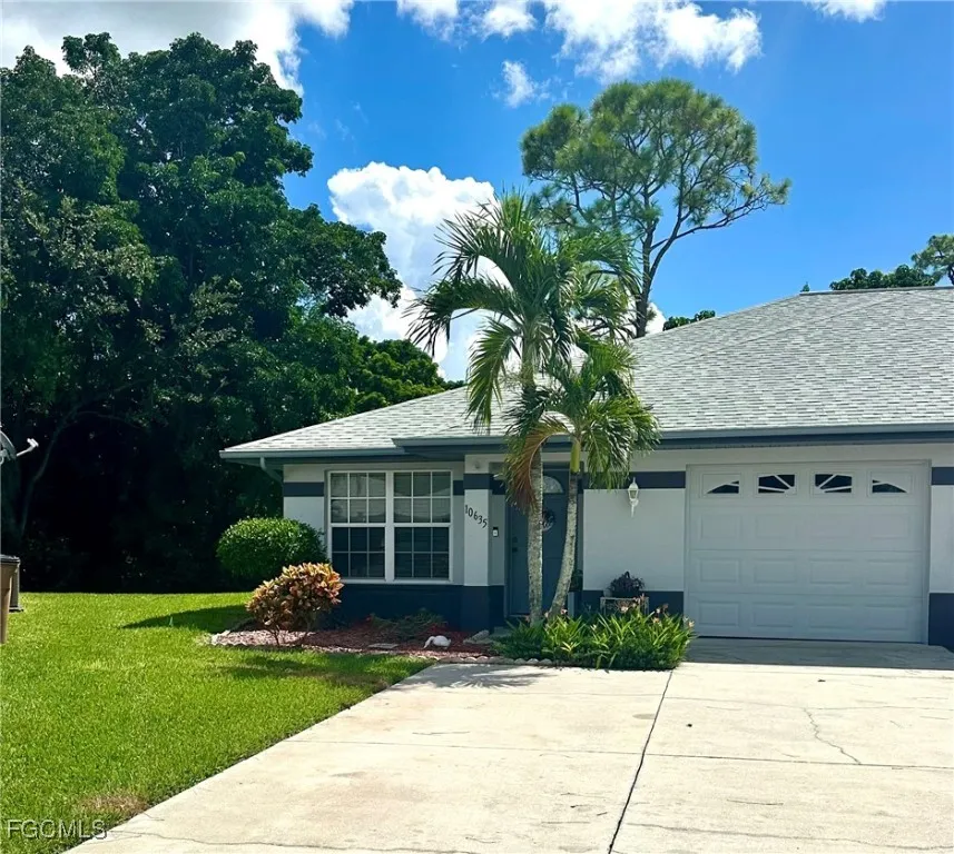 Windsmont Court Lehigh Acres, FL 33936