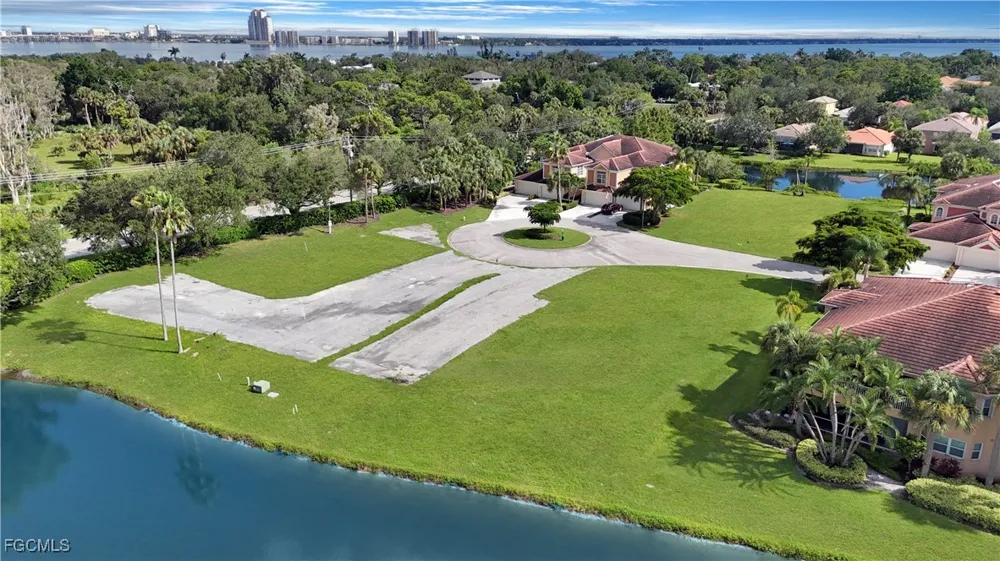 Sea Trawler Bend North Fort Myers, FL 33903