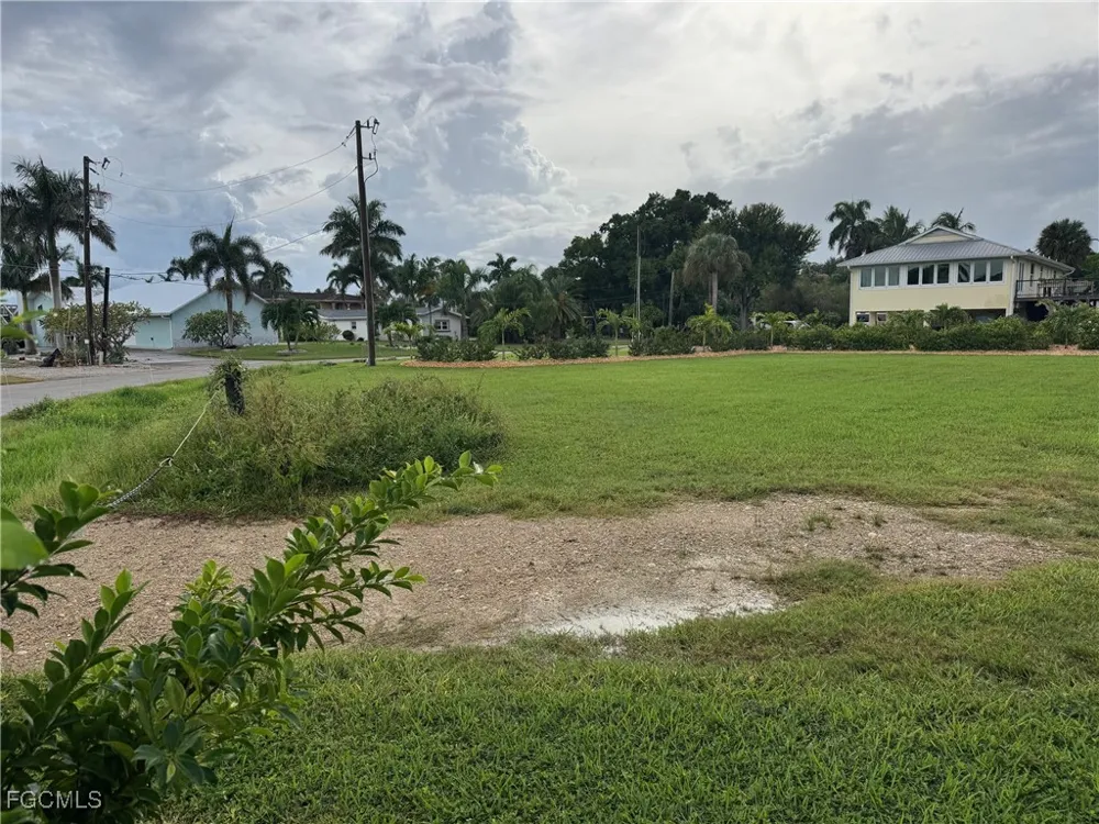 Seafan Circle North Fort Myers, FL 33903