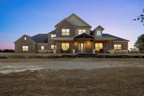 2370 Garrett Lane
