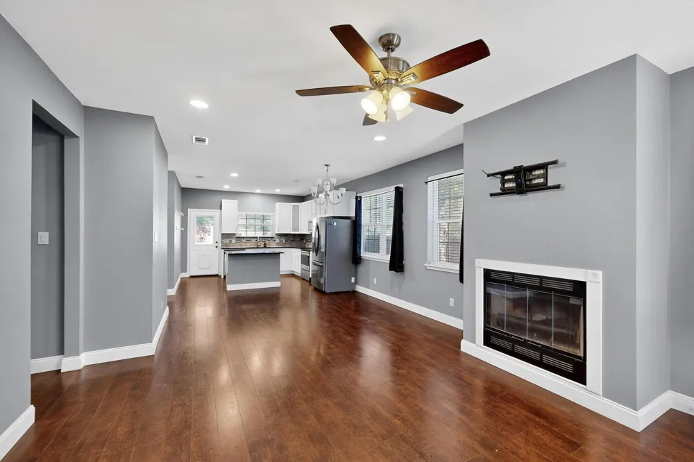 8224 Carlos Street White Settlement, TX 76108