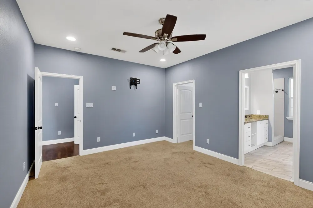 8224 Carlos Street White Settlement, TX 76108