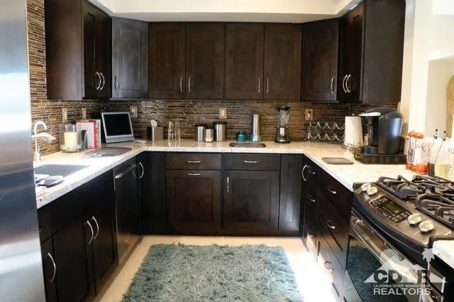 72710 Yucca Court Palm Desert, CA 92260