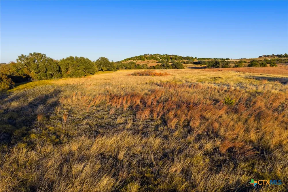 17 Copper Stone Mountain Hamilton, TX 76531