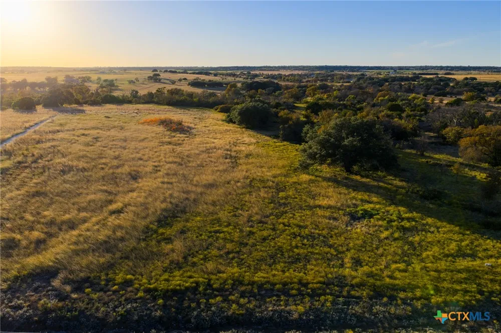 17 Copper Stone Mountain Hamilton, TX 76531