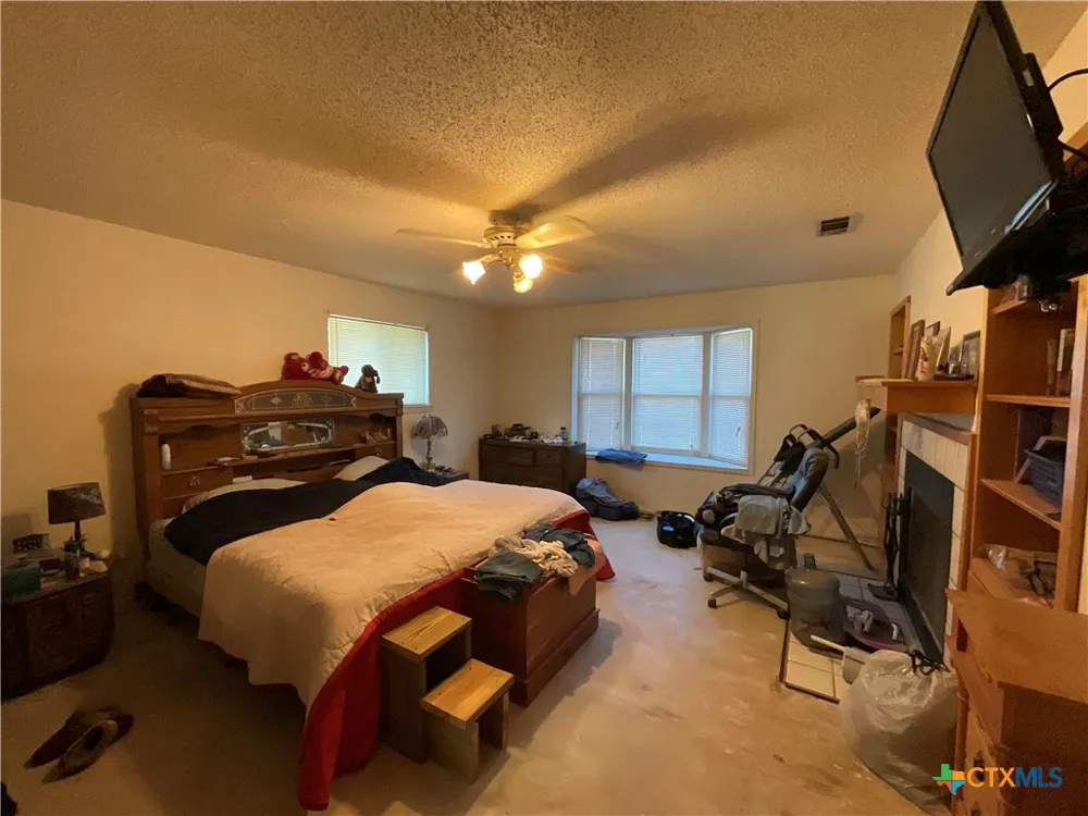 389 Hausmann Road Cuero, TX 77954