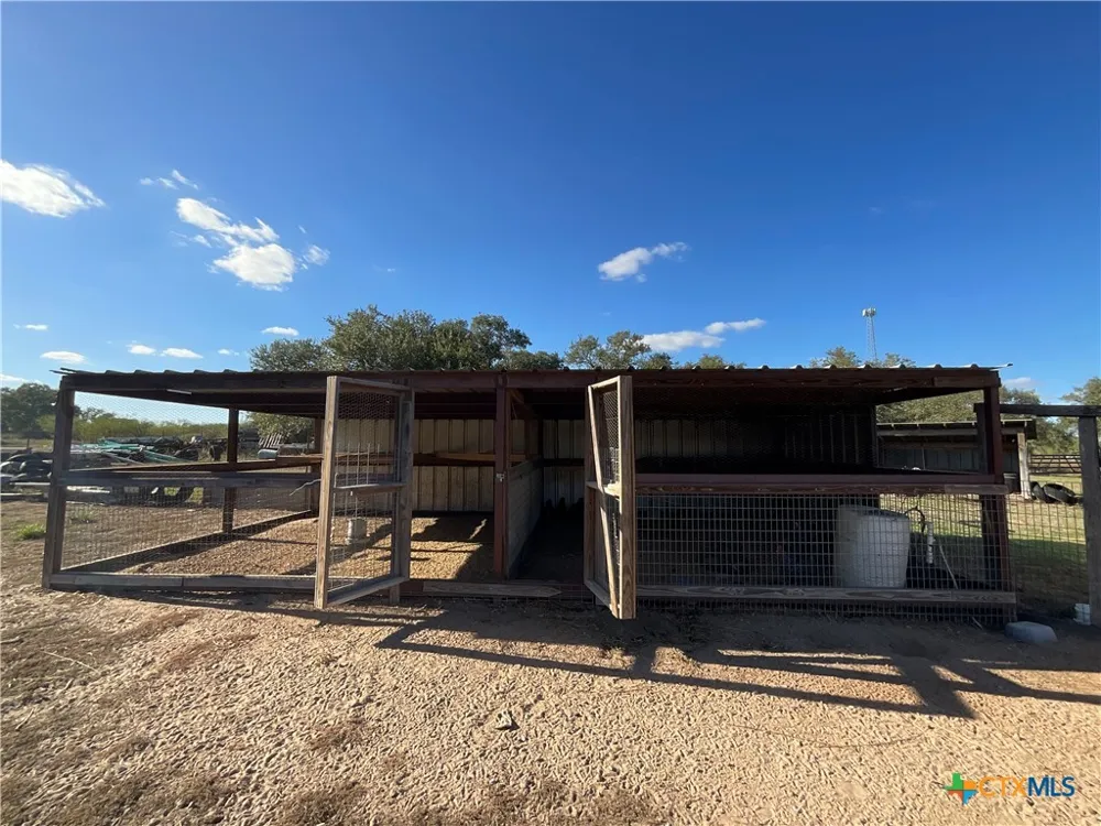 389 Hausmann Road Cuero, TX 77954