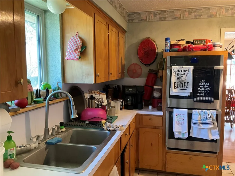 389 Hausmann Road Cuero, TX 77954