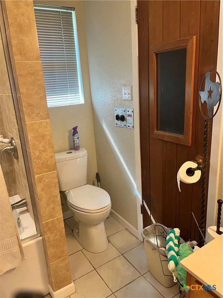 389 Hausmann Road Cuero, TX 77954