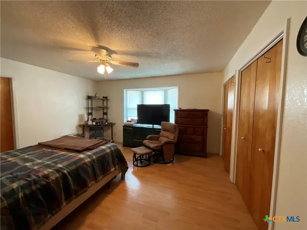 389 Hausmann Road Cuero, TX 77954