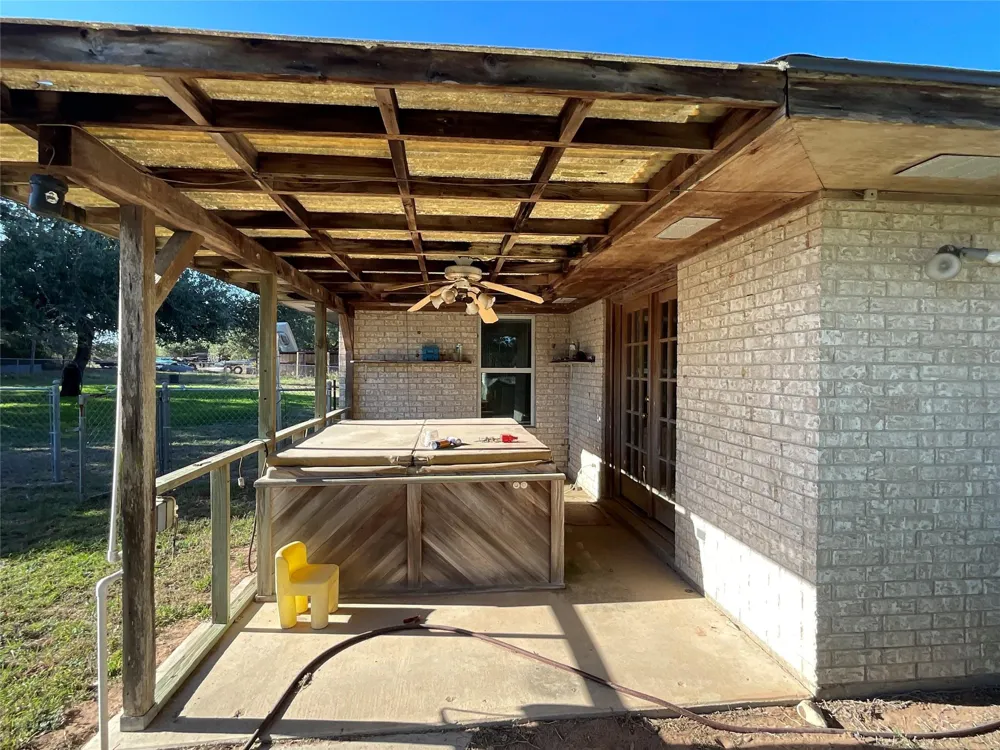 389 Hausmann Road Cuero, TX 77954