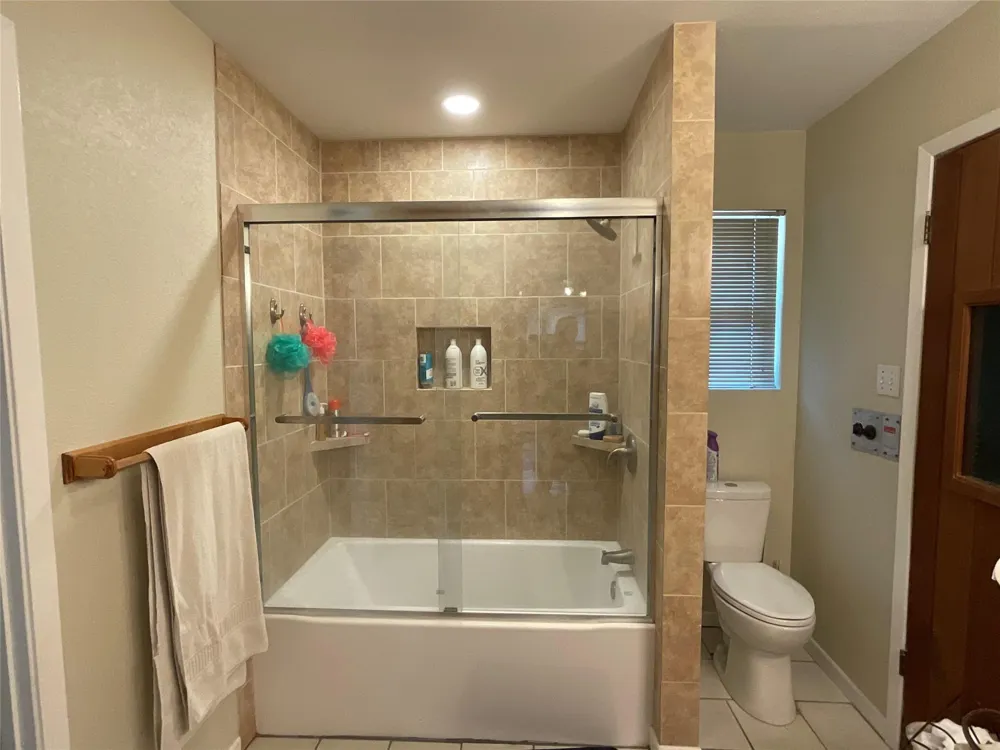 389 Hausmann Road Cuero, TX 77954