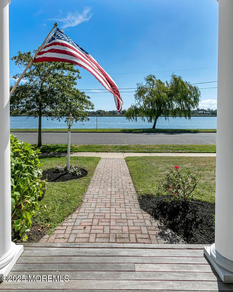 306 Ocean Road Spring Lake, NJ 07762