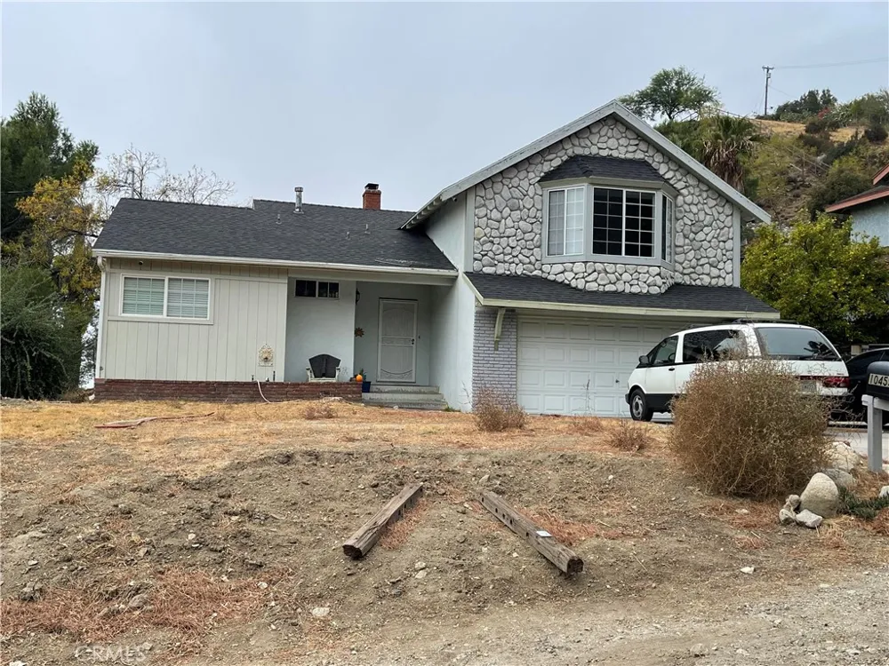 10459 Haines Canyon Avenue Tujunga, CA 91042