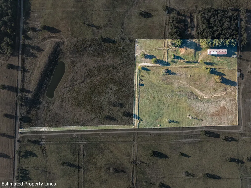 510 County Road 282 Cameron, TX 76520