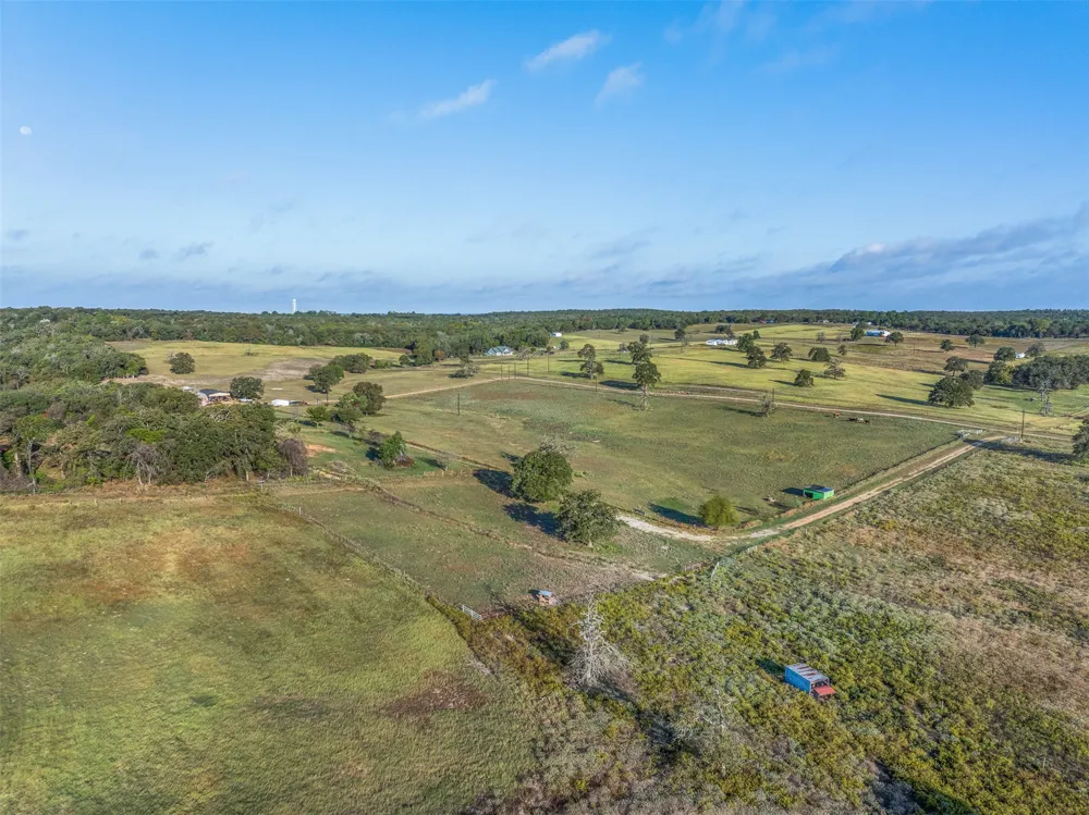 510 County Road 282 Cameron, TX 76520