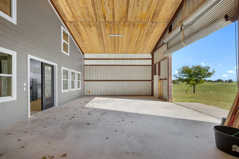 510 County Road 282 Cameron, TX 76520
