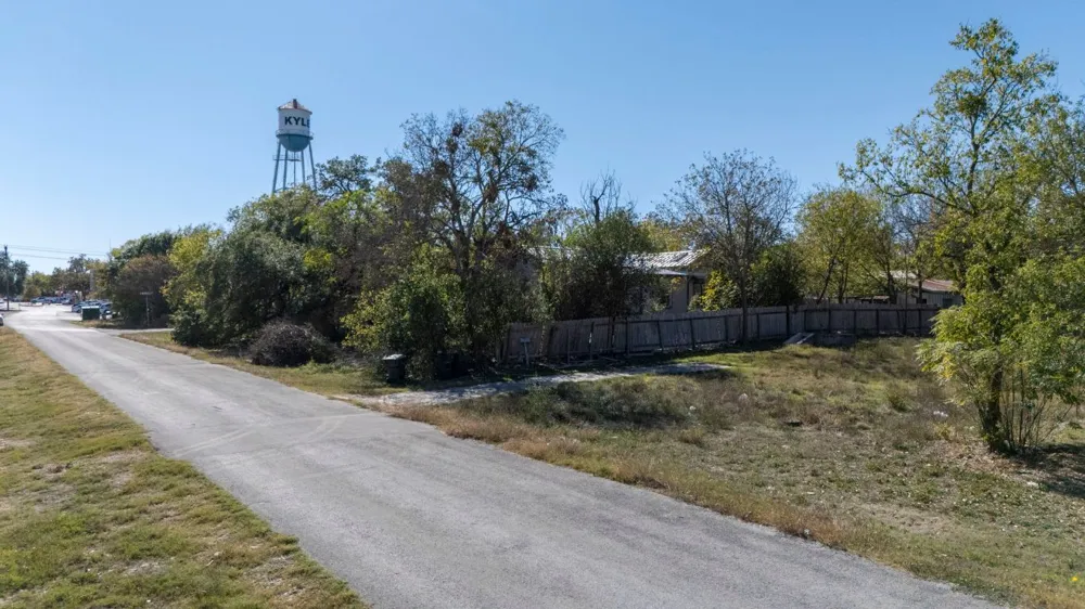313 Front Street Kyle, TX 78640