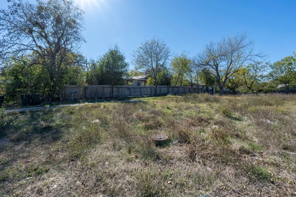 313 Front Street Kyle, TX 78640