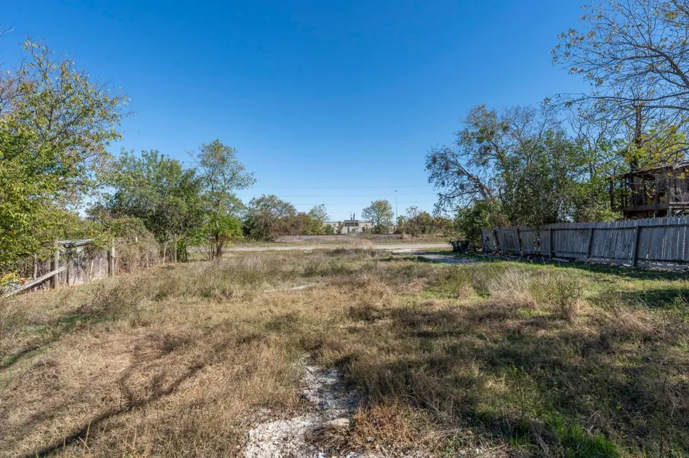 313 Front Street Kyle, TX 78640