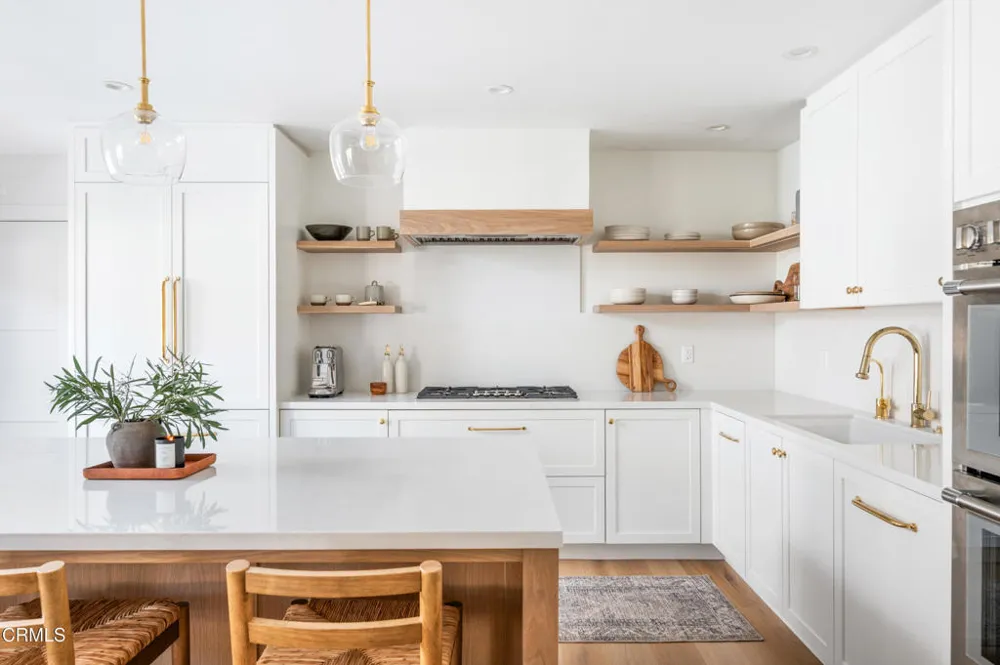 654 Chalk Hill Road Solvang, CA 93463