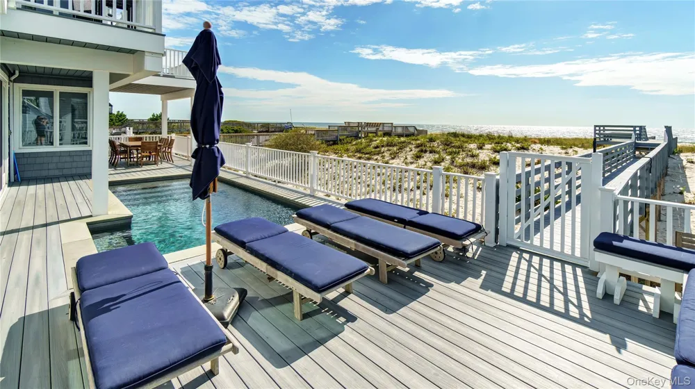 939 Dune Road Westhampton Dunes, NY 11978