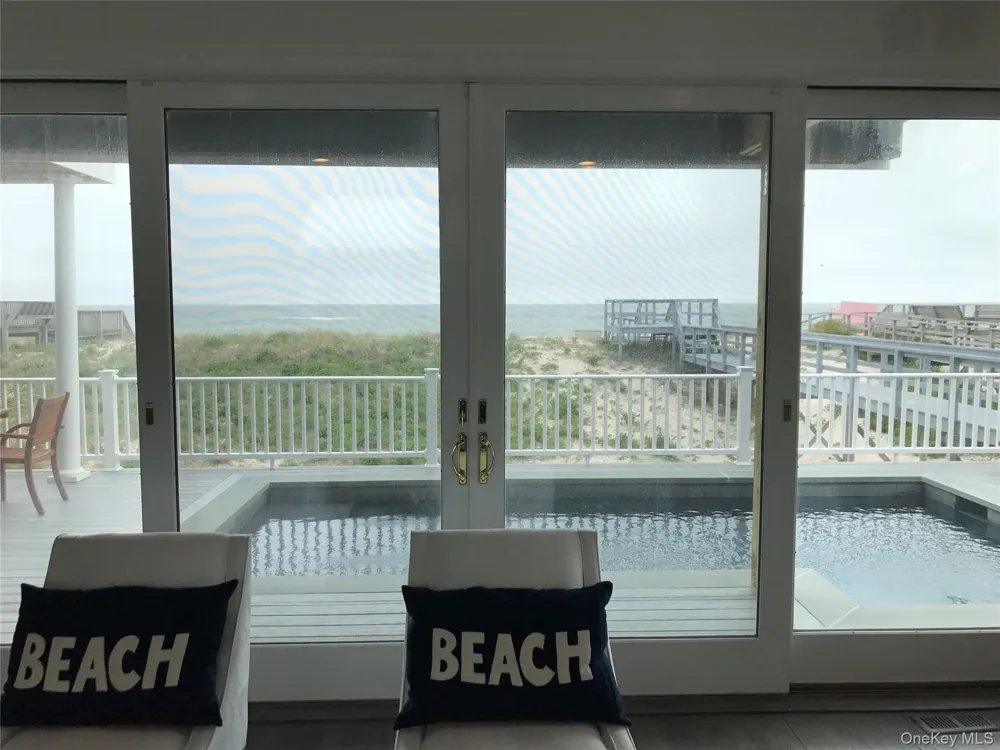 939 Dune Road Westhampton Dunes, NY 11978
