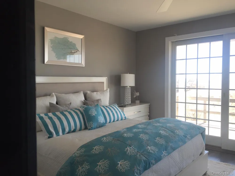 939 Dune Road Westhampton Dunes, NY 11978