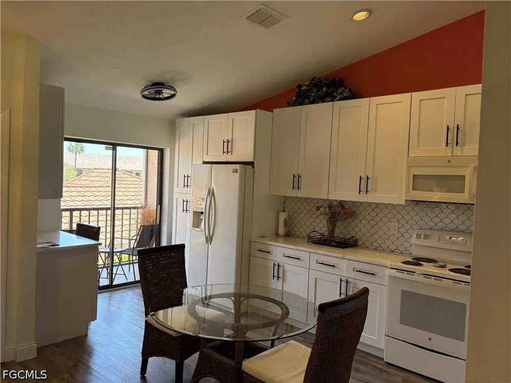 Cross Creek Boulevard #208 Fort Myers, FL 33912