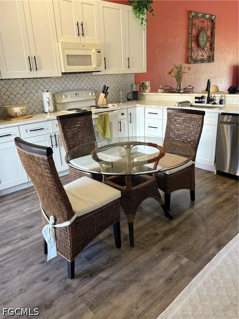 Cross Creek Boulevard #208 Fort Myers, FL 33912