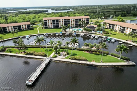 BAY POINTE BOULEVARD #306