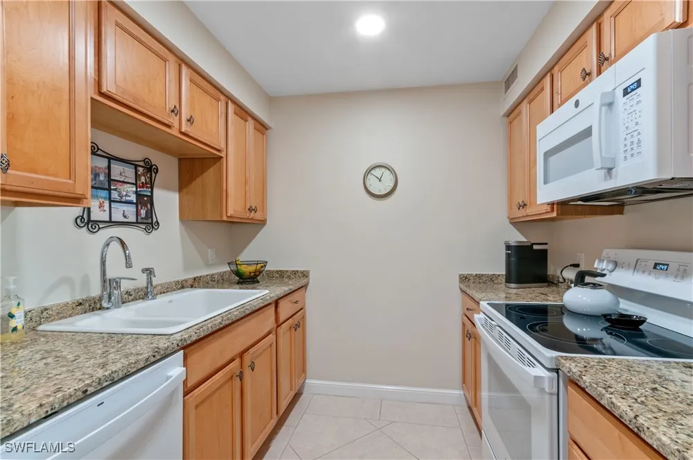 12th Avenue S #534 Naples, FL 34102