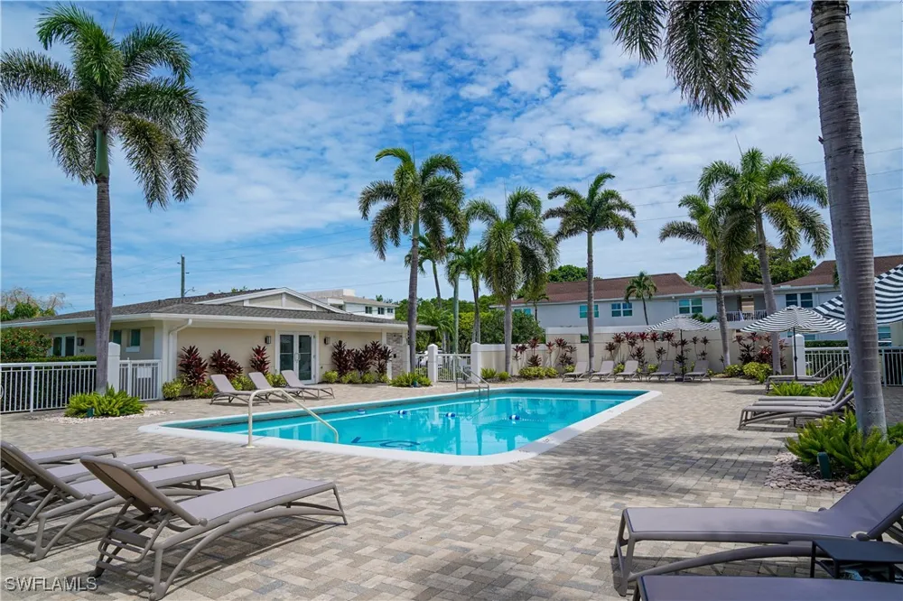12th Avenue S #534 Naples, FL 34102