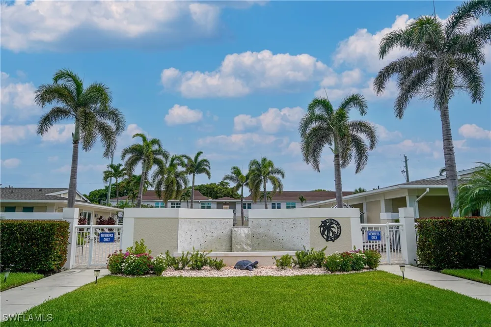 12th Avenue S #534 Naples, FL 34102