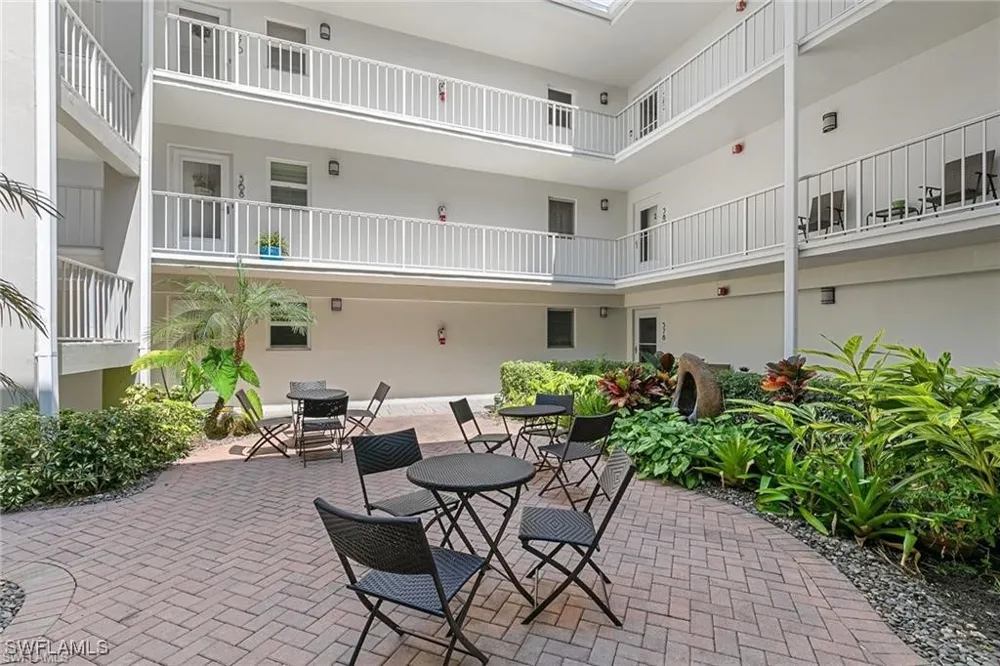 12th Avenue S #534 Naples, FL 34102