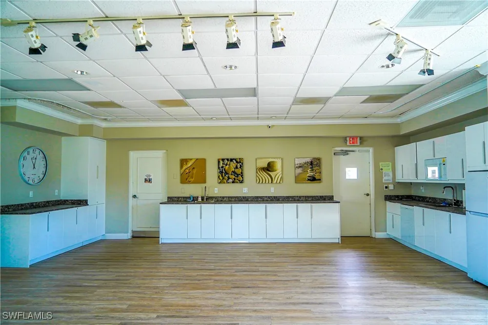 12th Avenue S #534 Naples, FL 34102