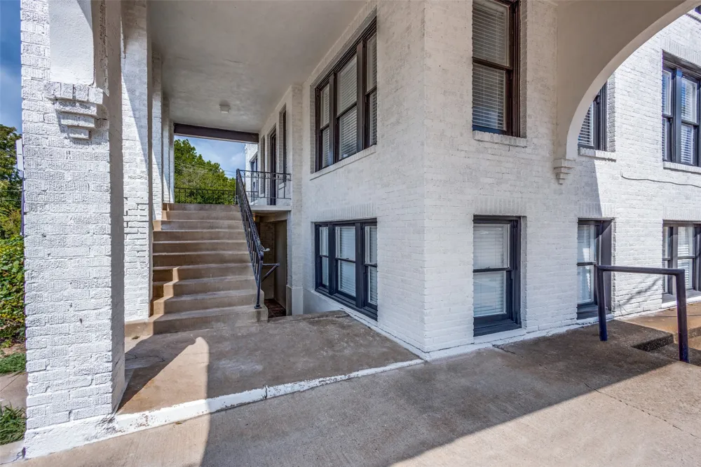 2309 Wesley Street #B Greenville, TX 75401