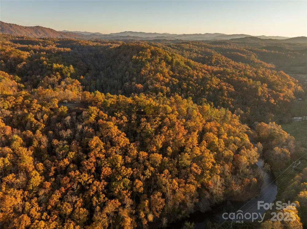 85 Brown Lane Marble, NC 28905