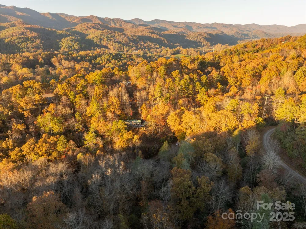 85 Brown Lane Marble, NC 28905