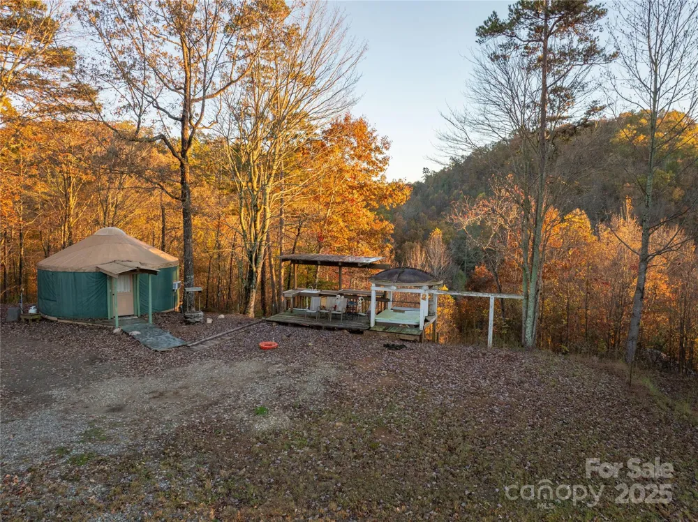 85 Brown Lane Marble, NC 28905