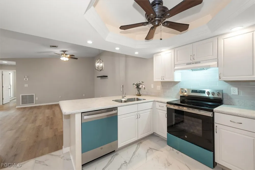 Crystal Lake Drive #102 North Fort Myers, FL 33917