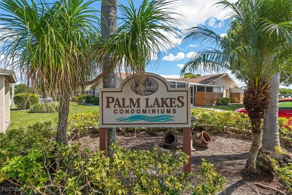 Crystal Lake Drive #102 North Fort Myers, FL 33917