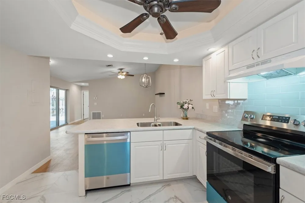 Crystal Lake Drive #102 North Fort Myers, FL 33917