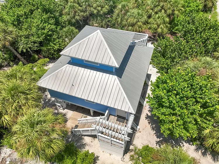Smugglers Drive Upper Captiva, FL 33924